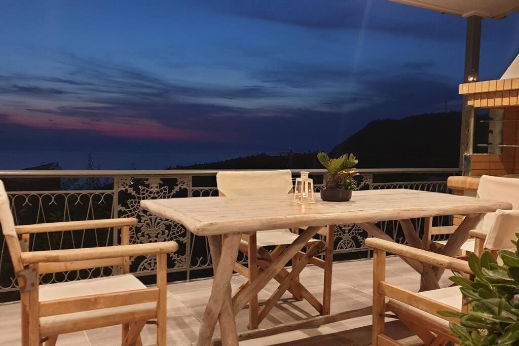 Pure Blue House Villa อธานนิออน ภายนอก รูปภาพ